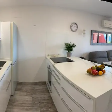 First Beachline Deluxe With Garden And Terrasse In Sun Club * San Bartolome de Tirajana (Gran Canaria)